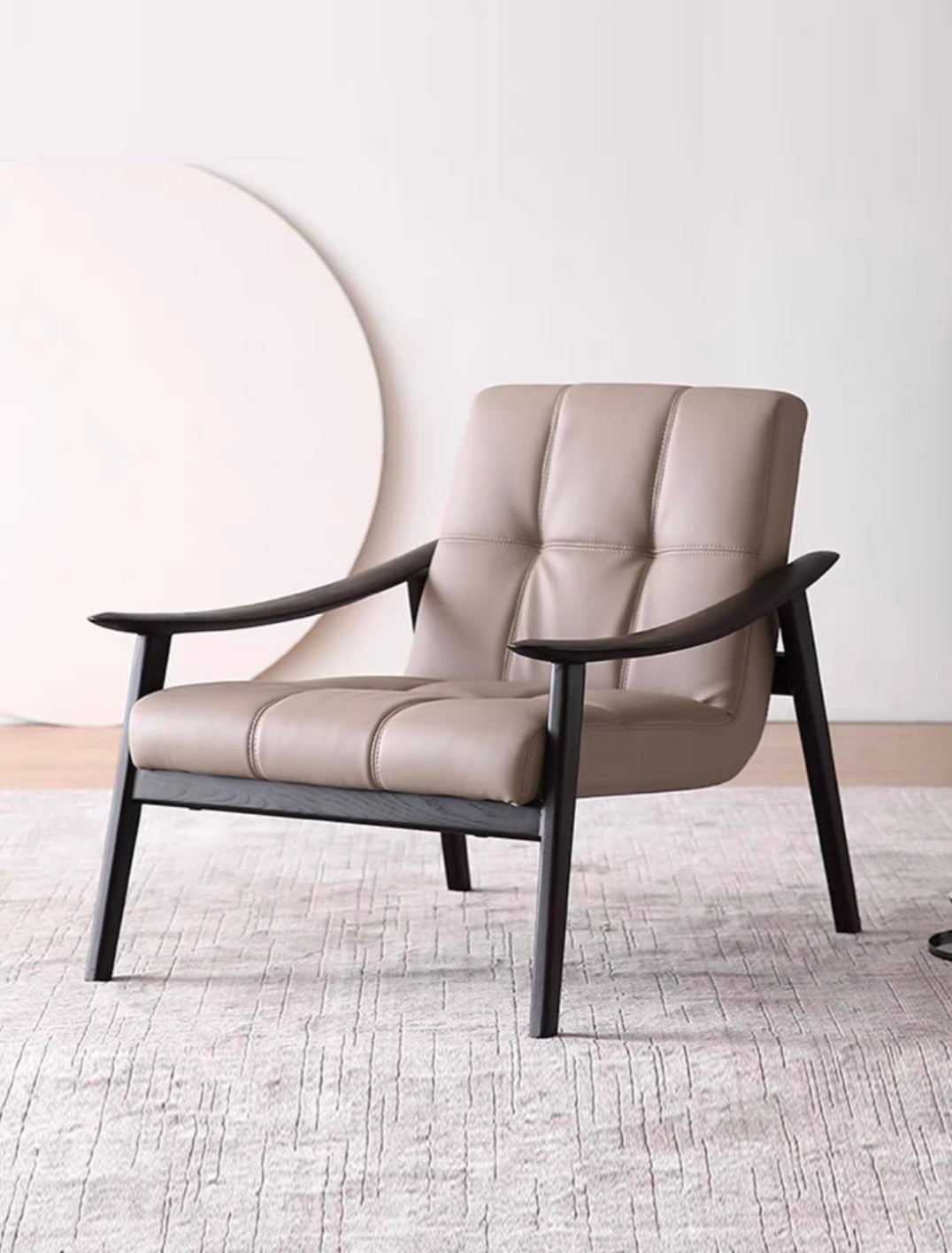 DEL Leather Lounge Chair