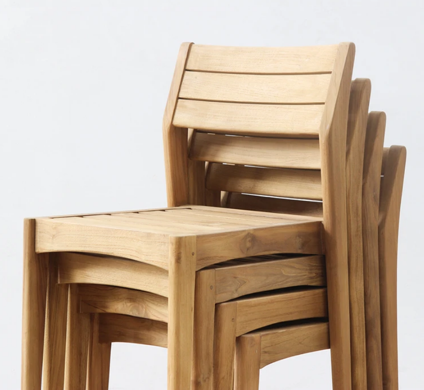 SUKSMA Chair